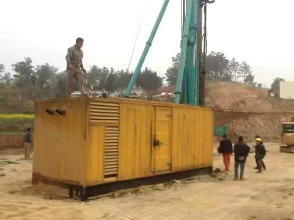 合川如何判断水冷式机油散热器密封件是否需要更换？